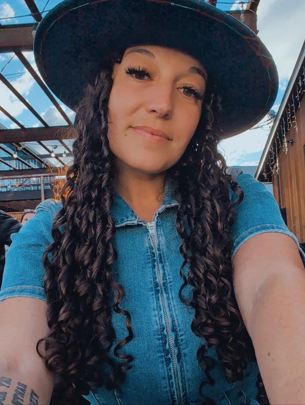 Meet your Posher, Julia